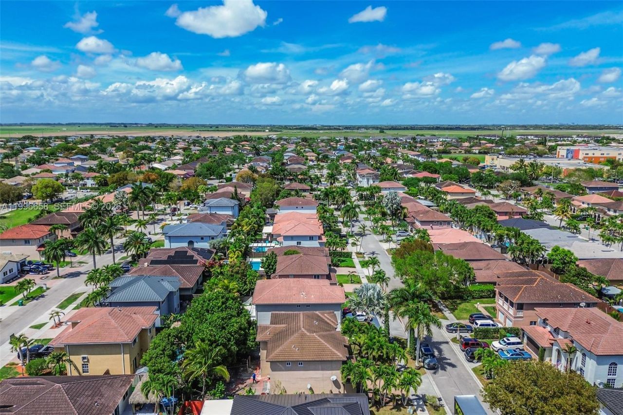 14606 SW 158th Pl , Miami, FL 33196 Photo