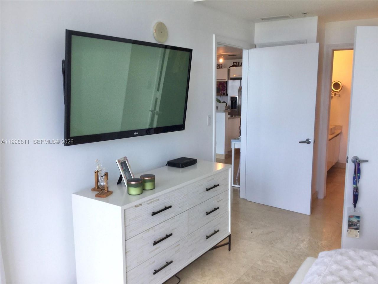 601 NE 36th St, Unit 1208, Miami, FL 33137 Photo