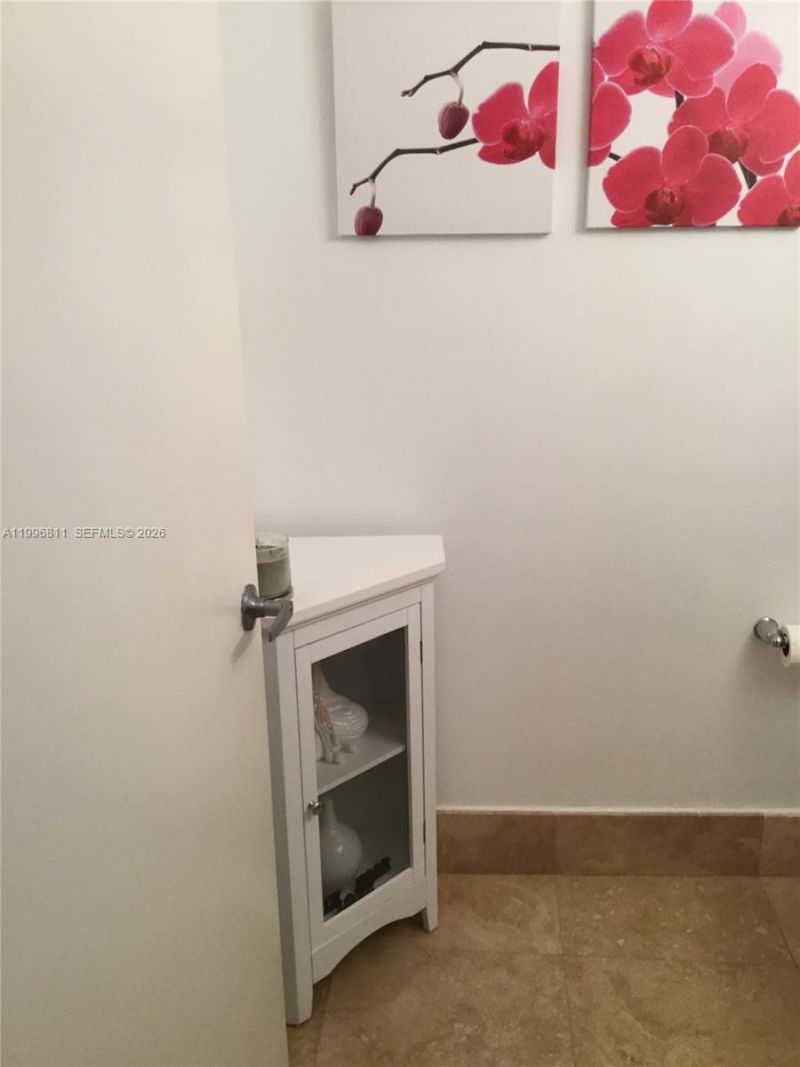 601 NE 36th St, Unit 1208, Miami, FL 33137 Photo