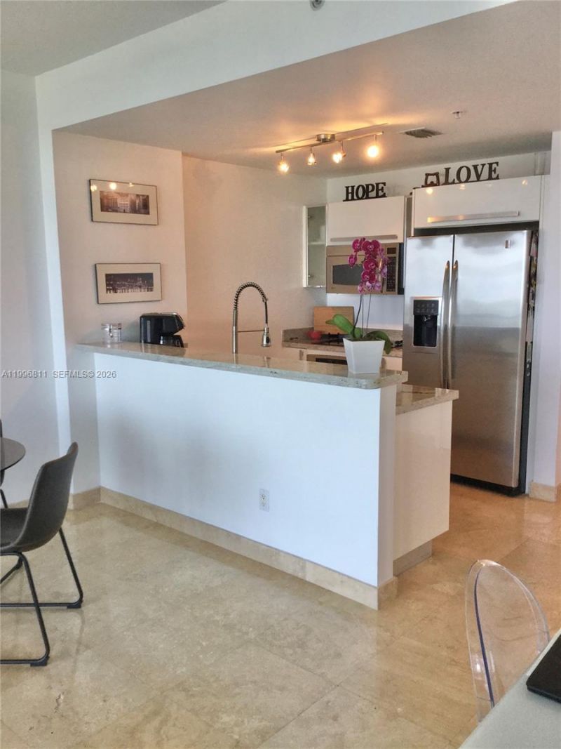 601 NE 36th St, Unit 1208, Miami, FL 33137 Photo