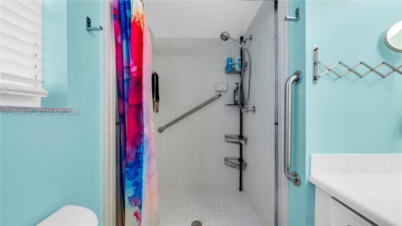 2861 Somerset Dr, Unit 301, Lauderdale Lakes, FL 33311 Photo