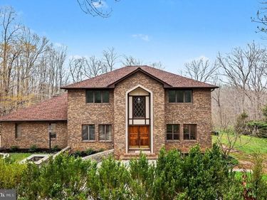 8406 CATHEDRAL FOREST DRIVE, FAIRFAX STATION, VA 22039