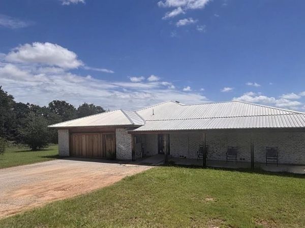 5355 Banks Road, Fort Worth, TX 76140