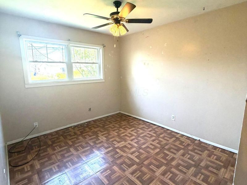 3811 Glenfield Road, Columbus, OH 43232 Photo 11