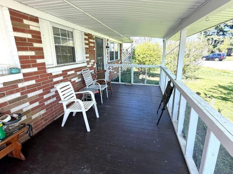 3811 Glenfield Road, Columbus, OH 43232 Photo 3