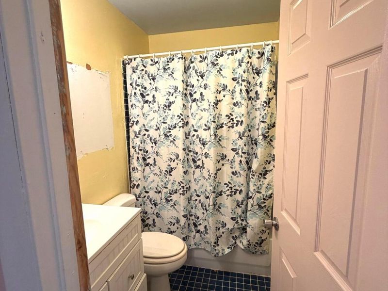 3811 Glenfield Road, Columbus, OH 43232 Photo 8