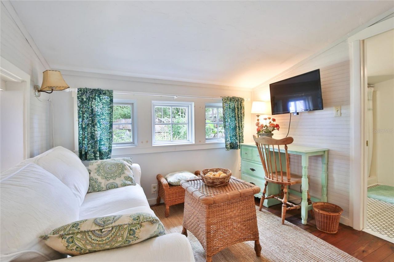 708 42nd Street , Sarasota, FL 34234 Photo