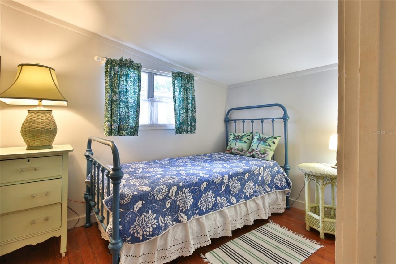 708 42nd Street , Sarasota, FL 34234 Photo