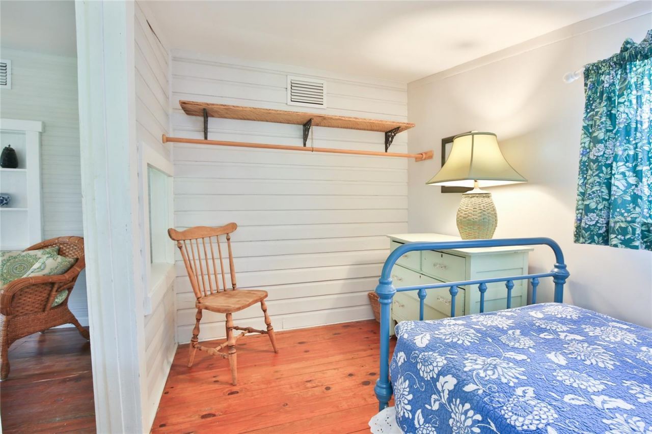 708 42nd Street , Sarasota, FL 34234 Photo