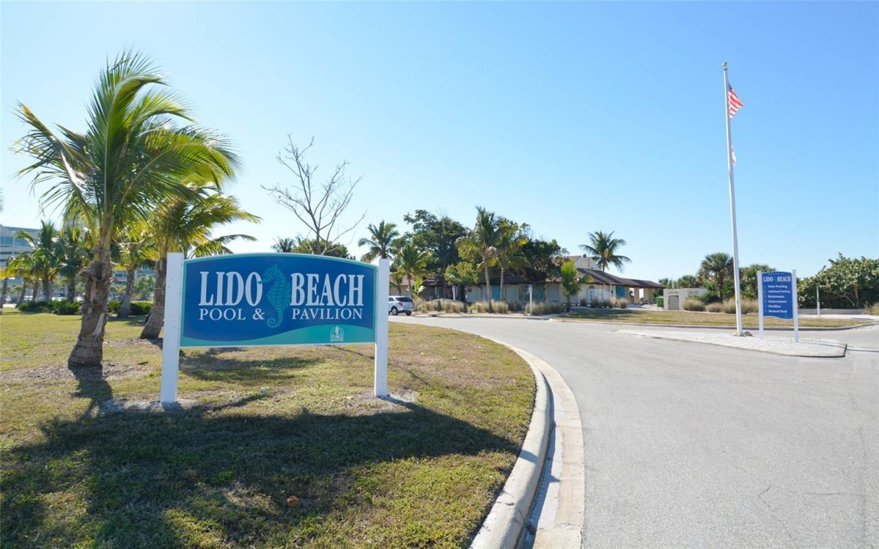 708 42nd Street , Sarasota, FL 34234 Photo