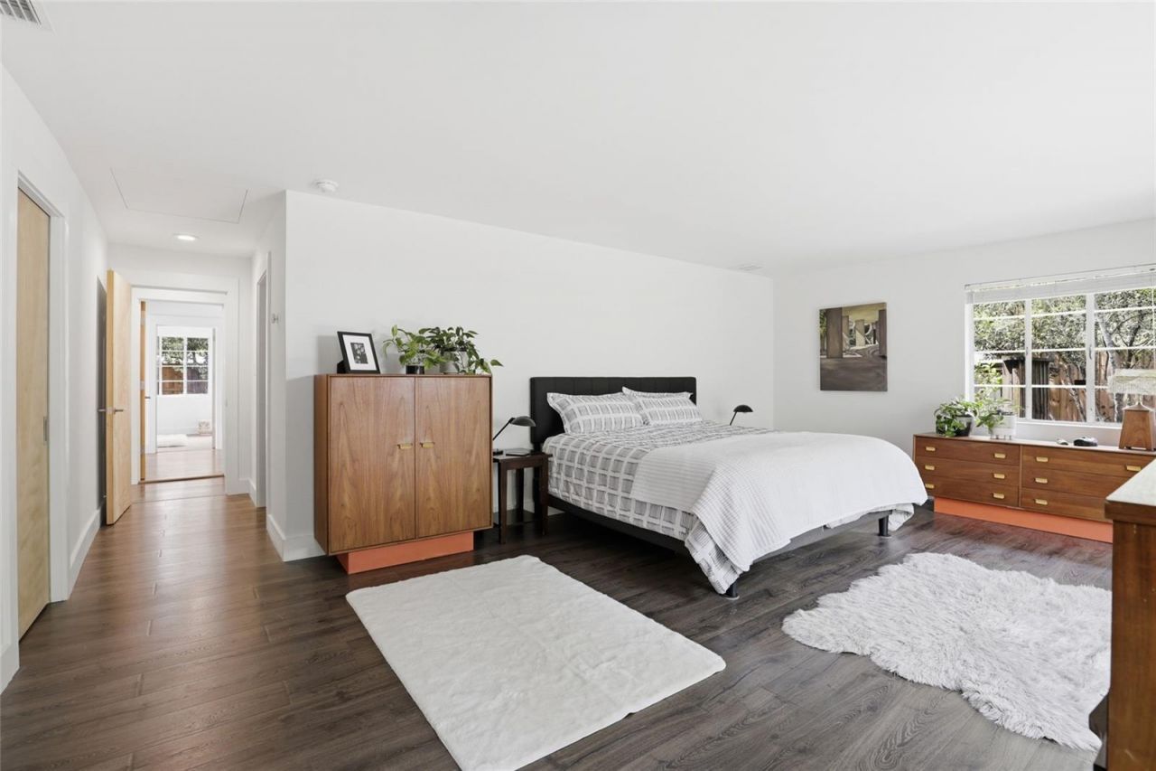 1716 NW 12th Road, Gainesville, FL 32605 Photo