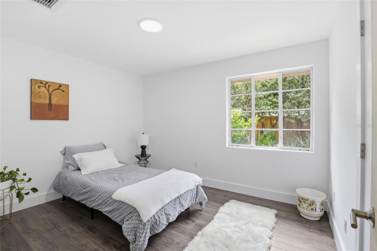 1716 NW 12th Road, Gainesville, FL 32605 Photo