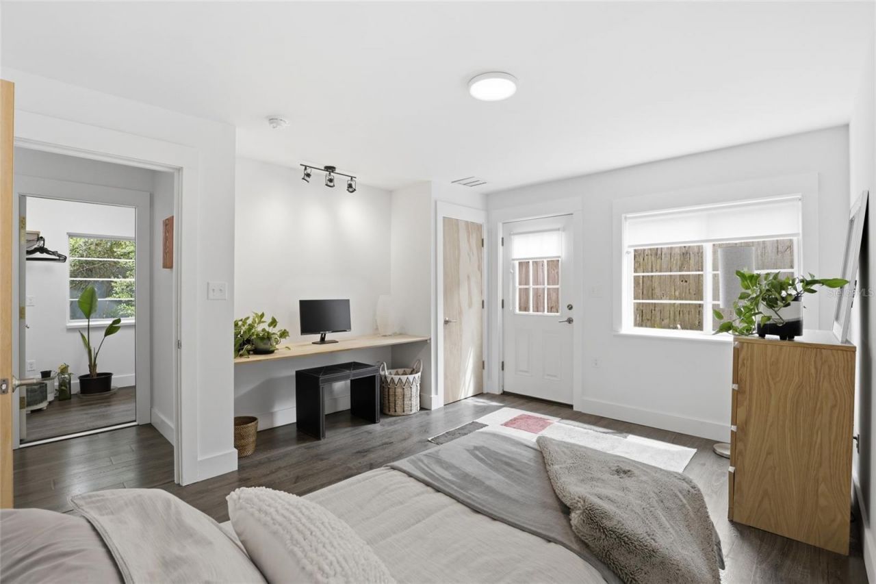 1716 NW 12th Road, Gainesville, FL 32605 Photo