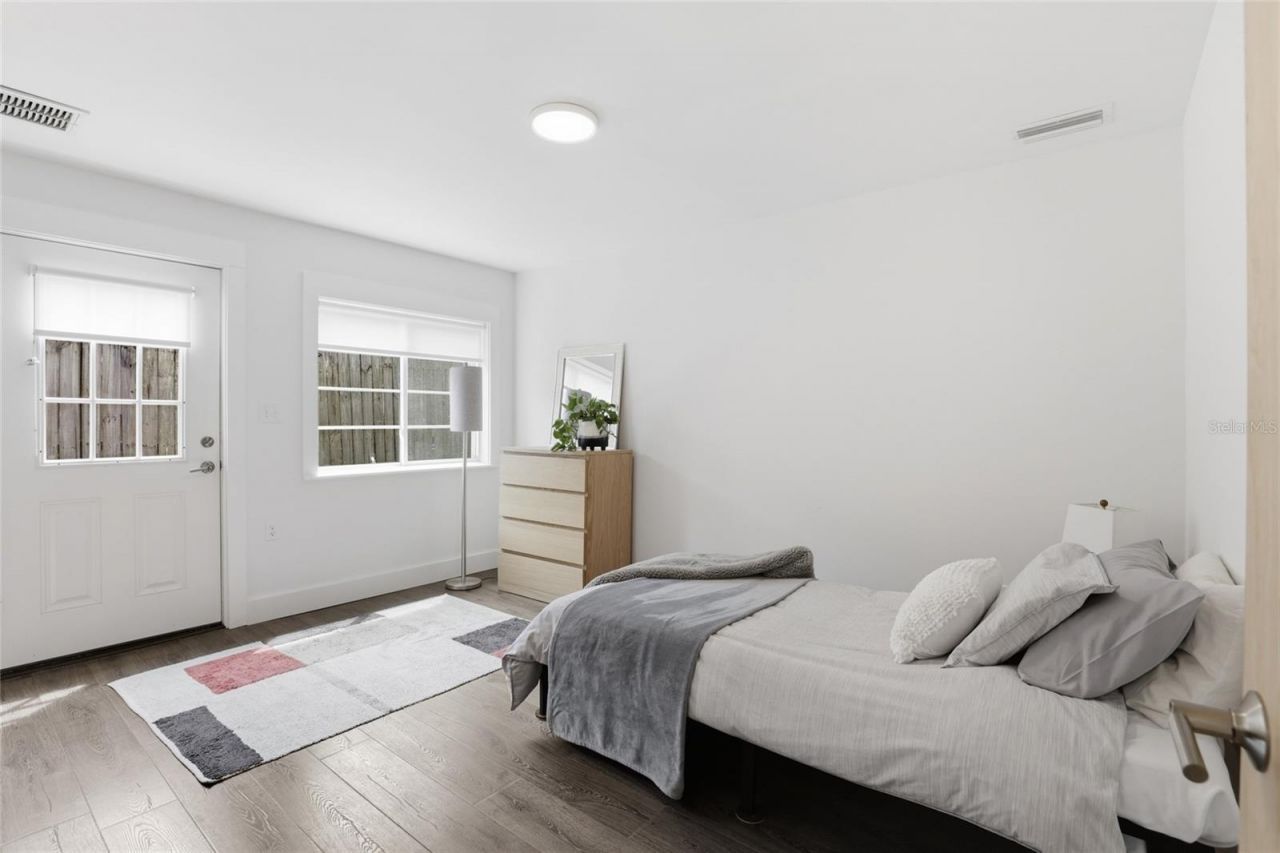 1716 NW 12th Road, Gainesville, FL 32605 Photo