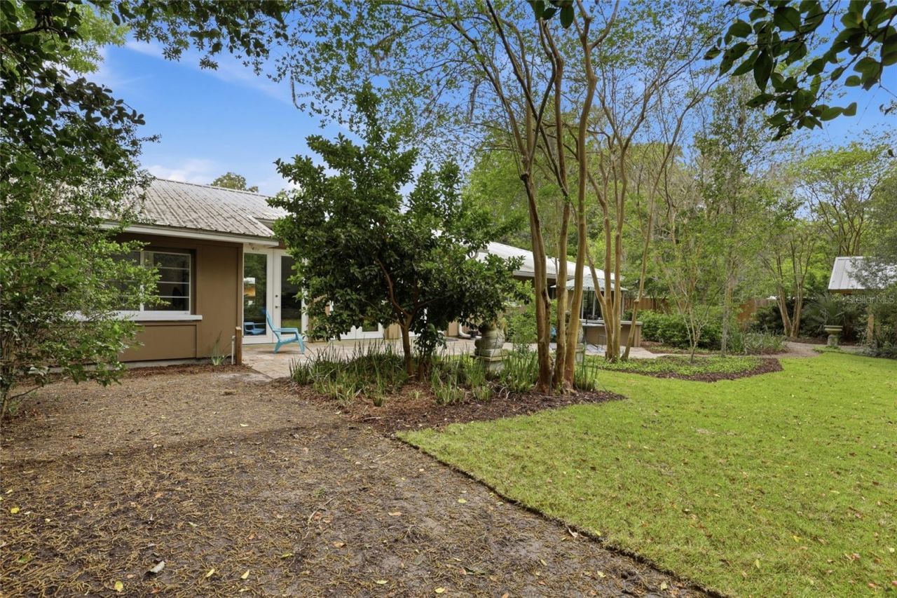 1716 NW 12th Road, Gainesville, FL 32605 Photo