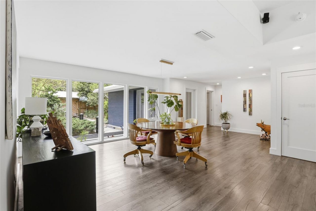 1716 NW 12th Road, Gainesville, FL 32605 Photo