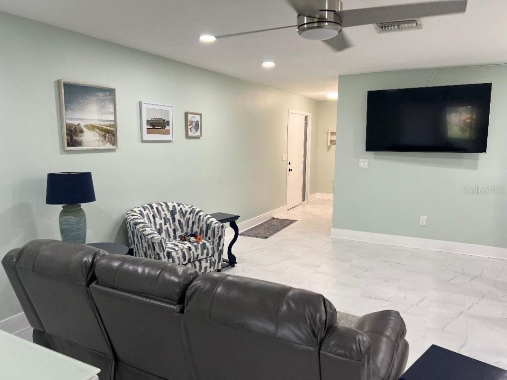 1220 13th Circle Se, Largo, FL 33771 Photo