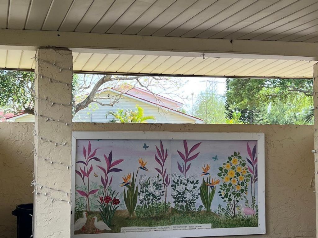 1220 13th Circle Se, Largo, FL 33771 Photo