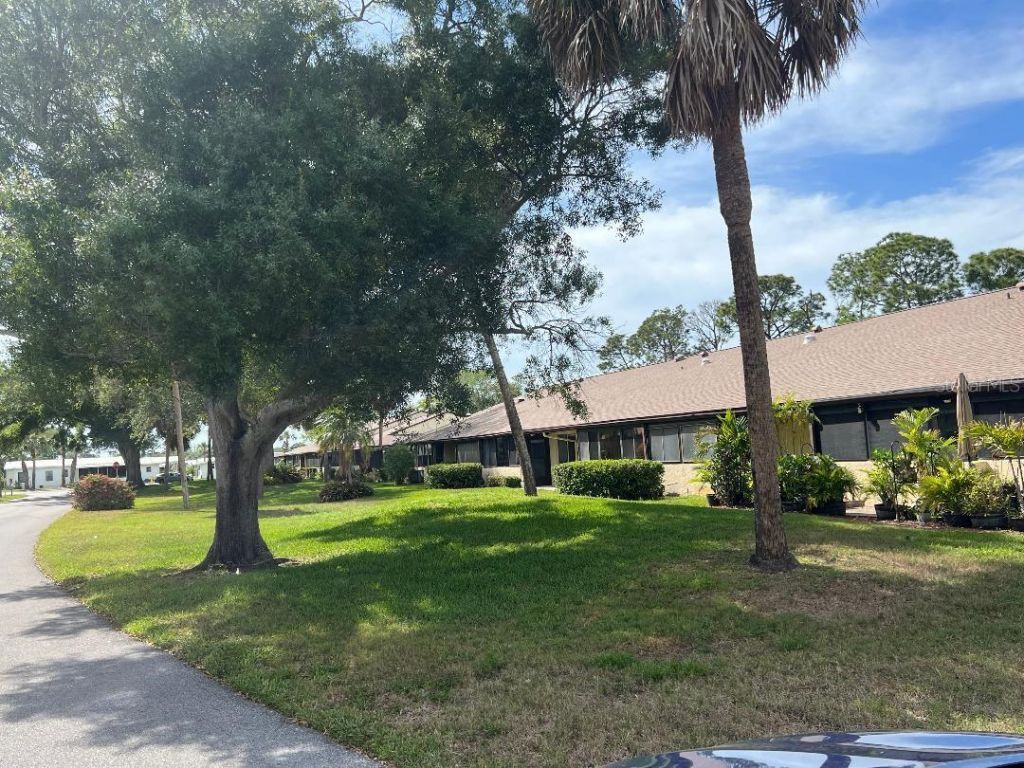 1220 13th Circle Se, Largo, FL 33771 Photo