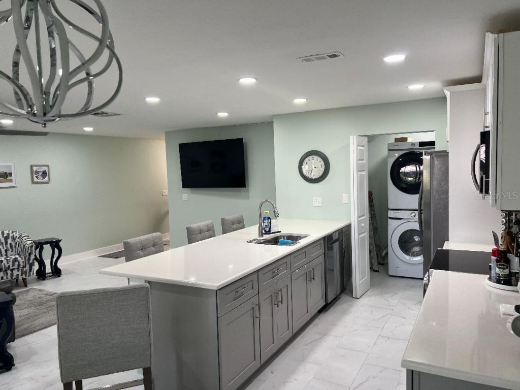 1220 13th Circle Se, Largo, FL 33771 Photo