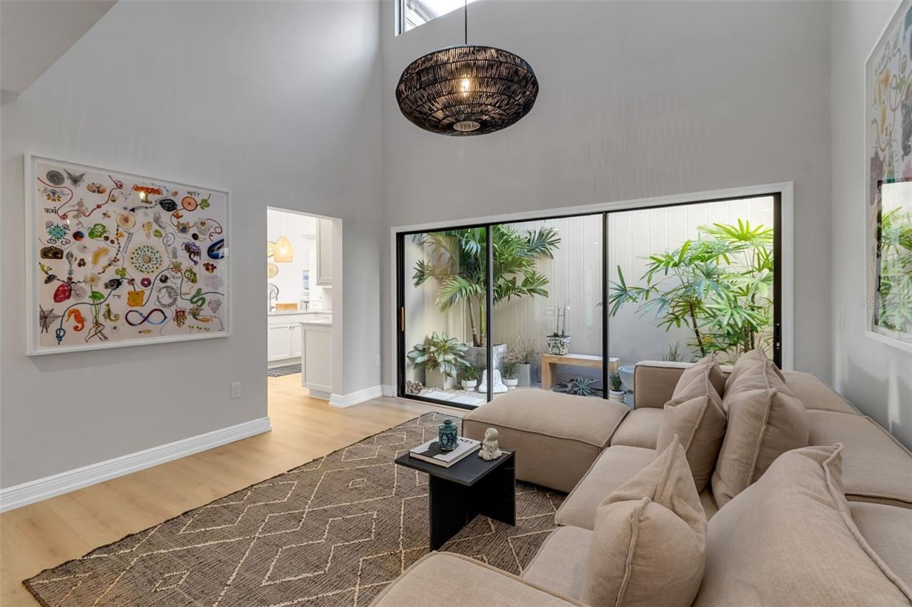 2341 Harbour Oaks Drive, Longboat Key, FL 34228 Photo