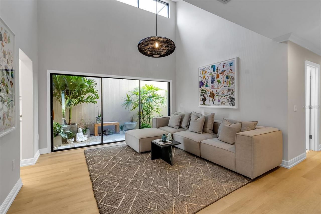 2341 Harbour Oaks Drive, Longboat Key, FL 34228 Photo