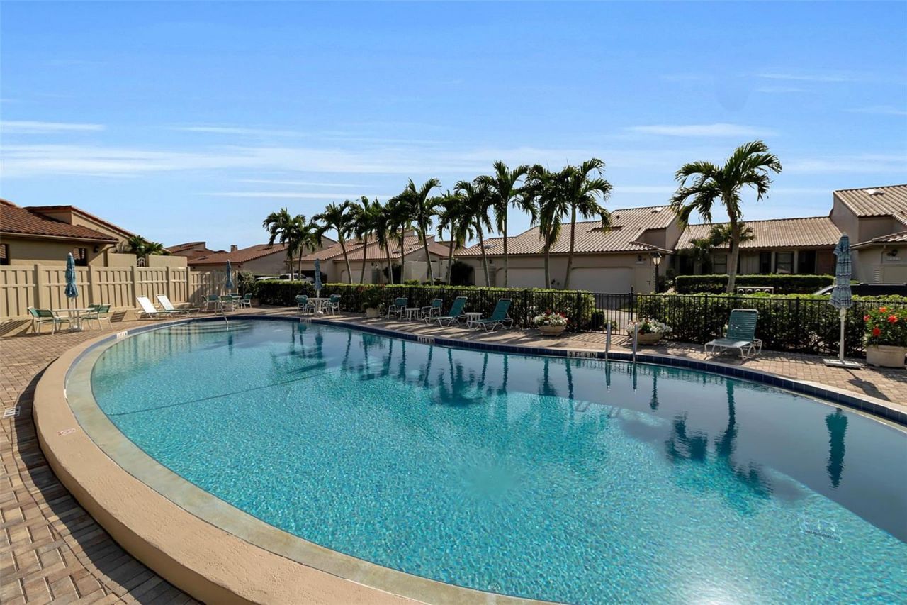 2341 Harbour Oaks Drive, Longboat Key, FL 34228 Photo