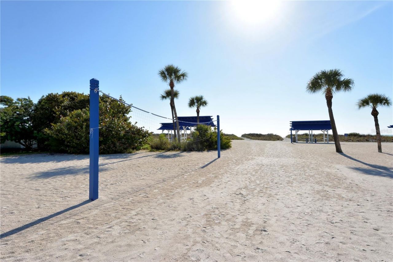 2341 Harbour Oaks Drive, Longboat Key, FL 34228 Photo