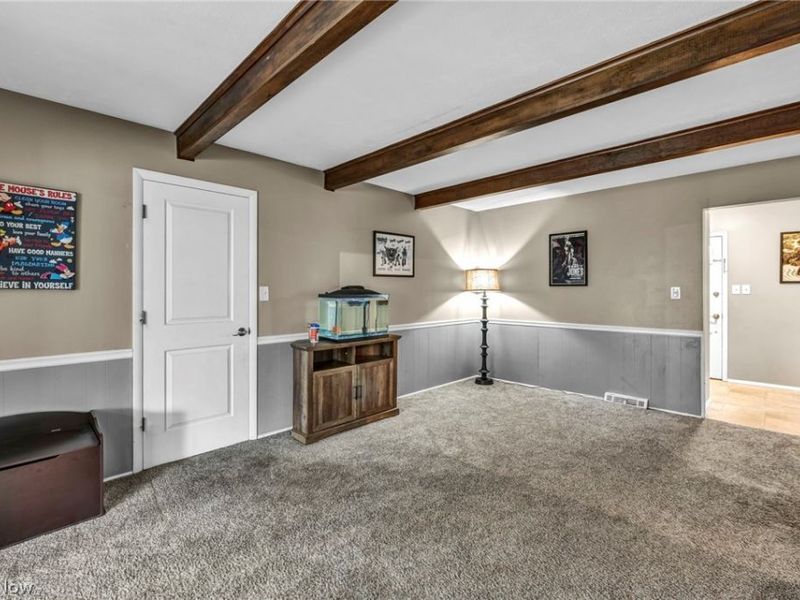 5862 Gareau Drive, North Olmsted, OH 44070 Photo 17