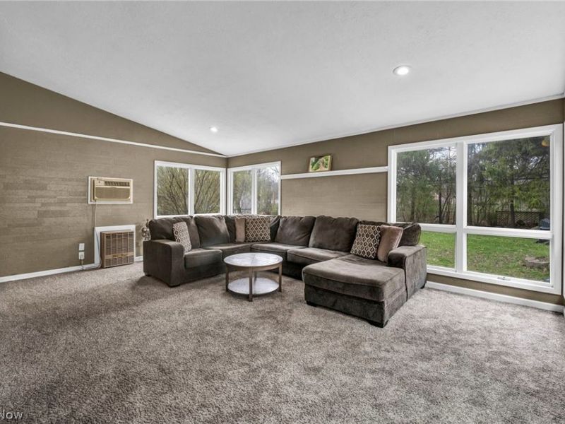 5862 Gareau Drive, North Olmsted, OH 44070 Photo 20