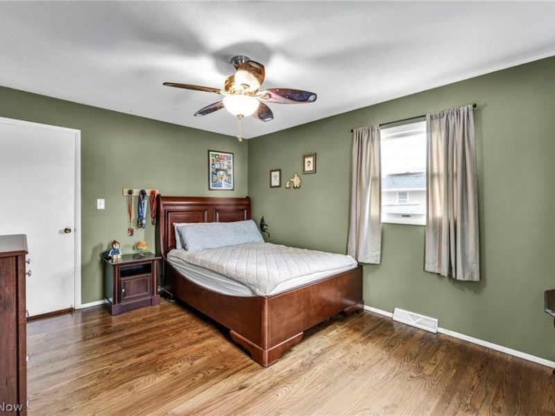 5862 Gareau Drive, North Olmsted, OH 44070 Photo 29