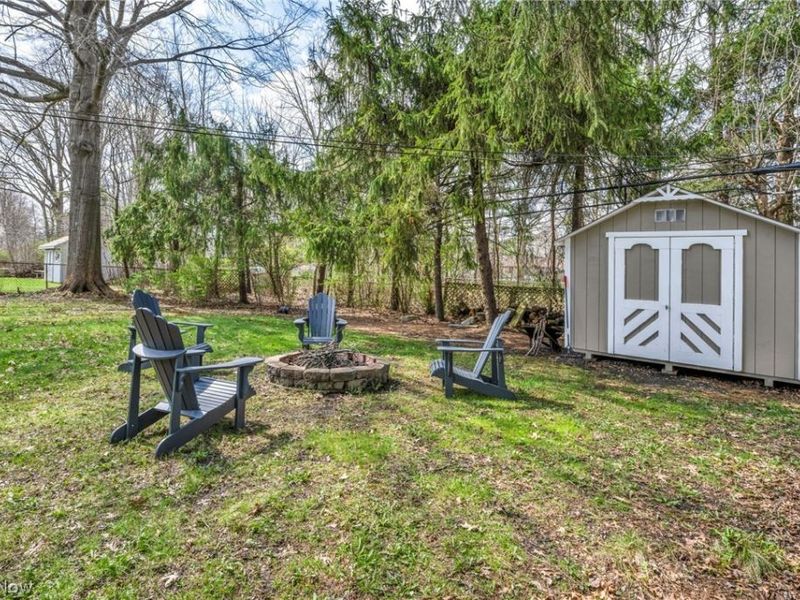 5862 Gareau Drive, North Olmsted, OH 44070 Photo 40