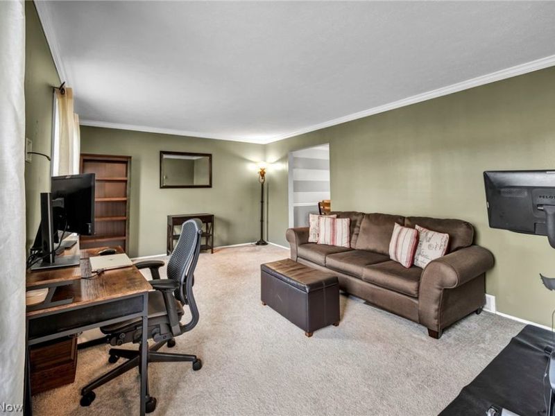 5862 Gareau Drive, North Olmsted, OH 44070 Photo 6