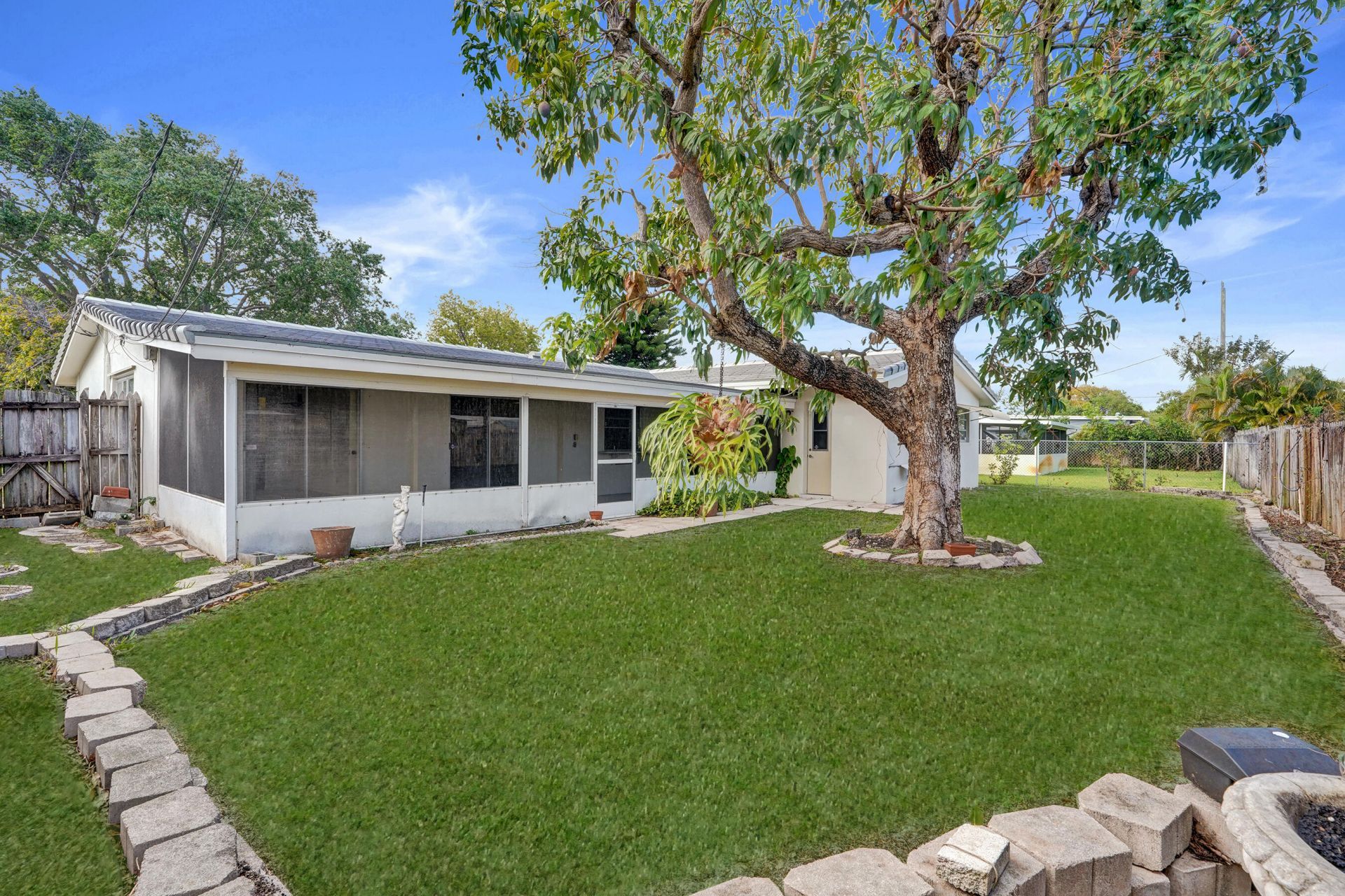 5480 NE 22nd Avenue, Fort Lauderdale, FL 33308 Photo