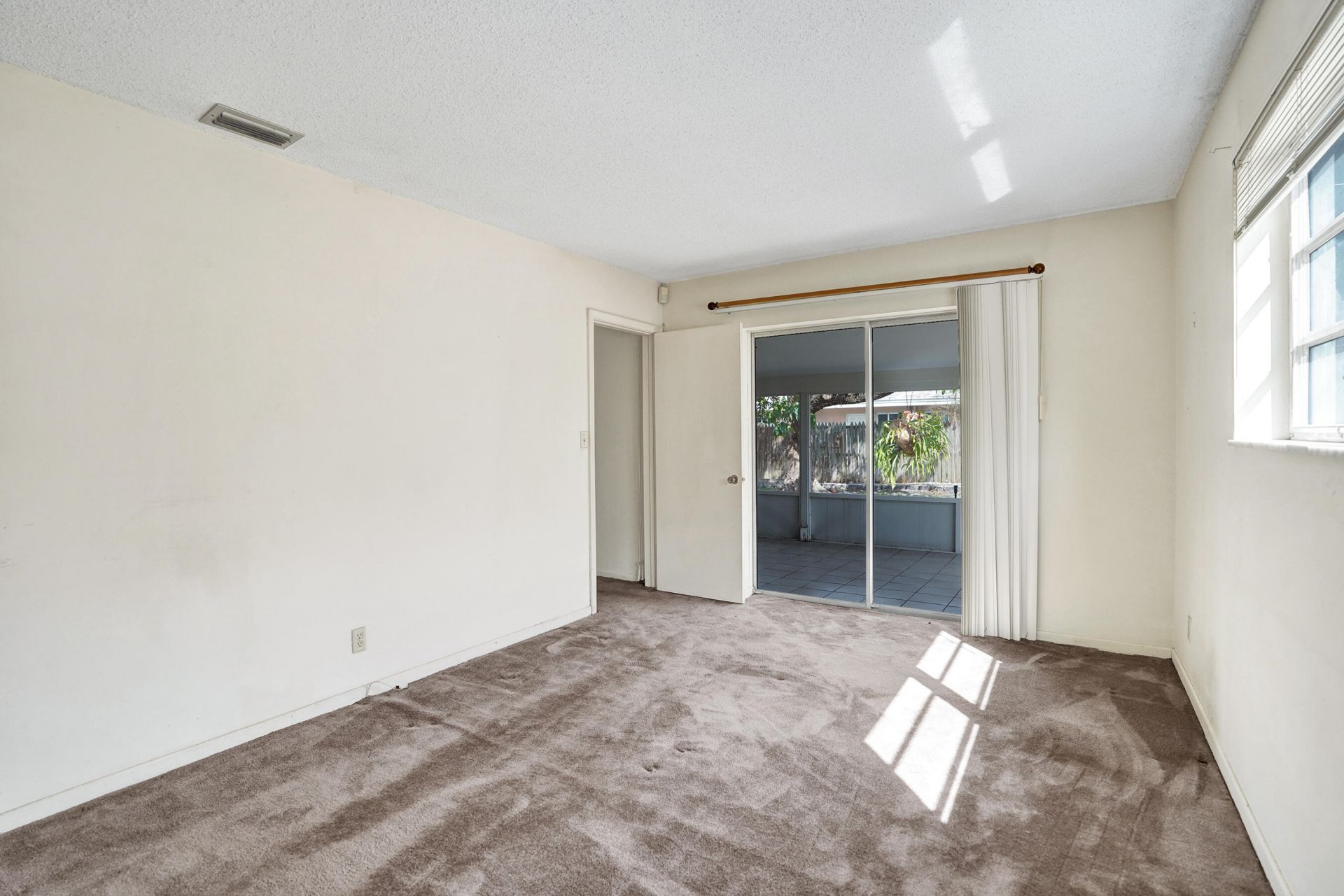 5480 NE 22nd Avenue, Fort Lauderdale, FL 33308 Photo