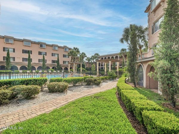 5375 ORTEGA FARMS Boulevard, Unit 510, Jacksonville, FL 32210