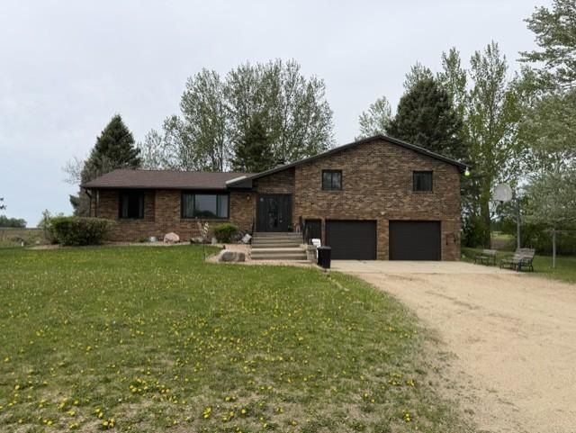 58533 243 Street, Litchfield, MN 55355