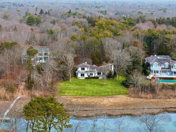 7 Penniman Point Road , Quogue, NY 11959