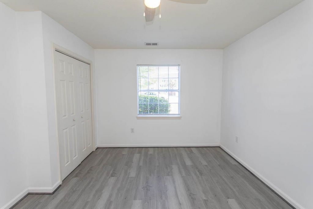 White River Dr SW White River Dr. Photo 30