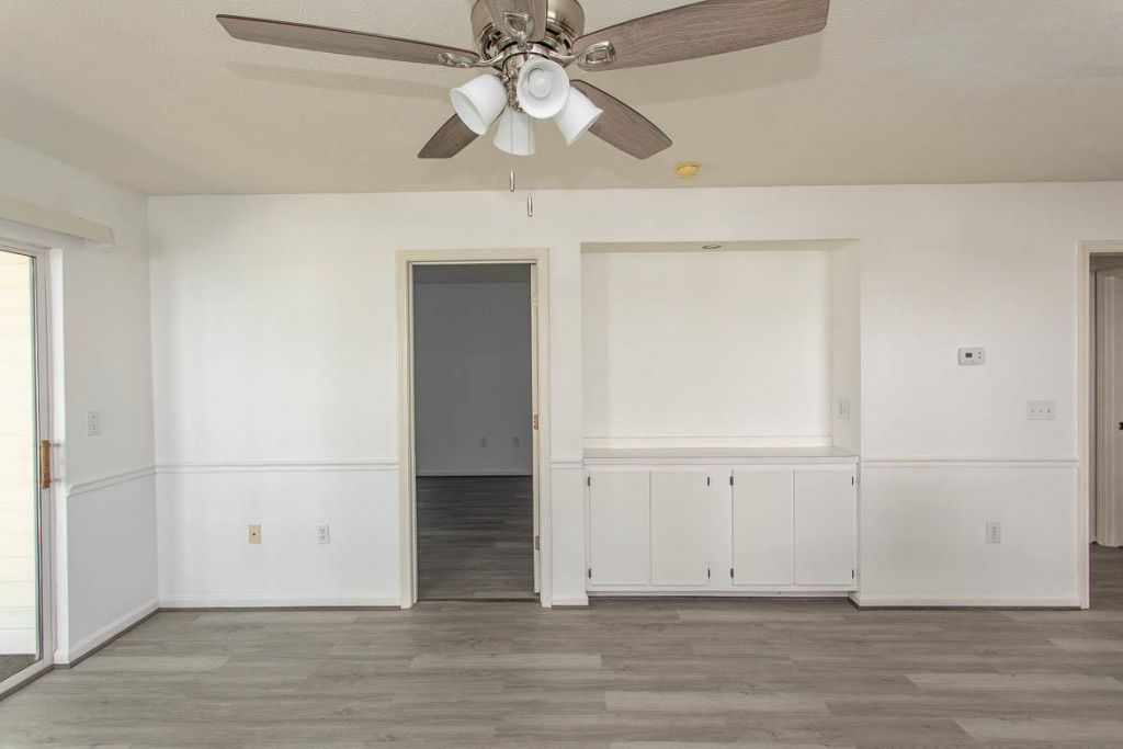 White River Dr SW White River Dr. Photo 31