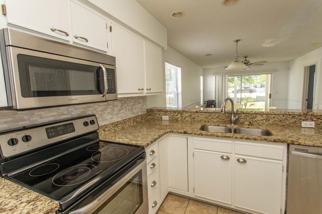 White River Dr SW White River Dr. Photo 4