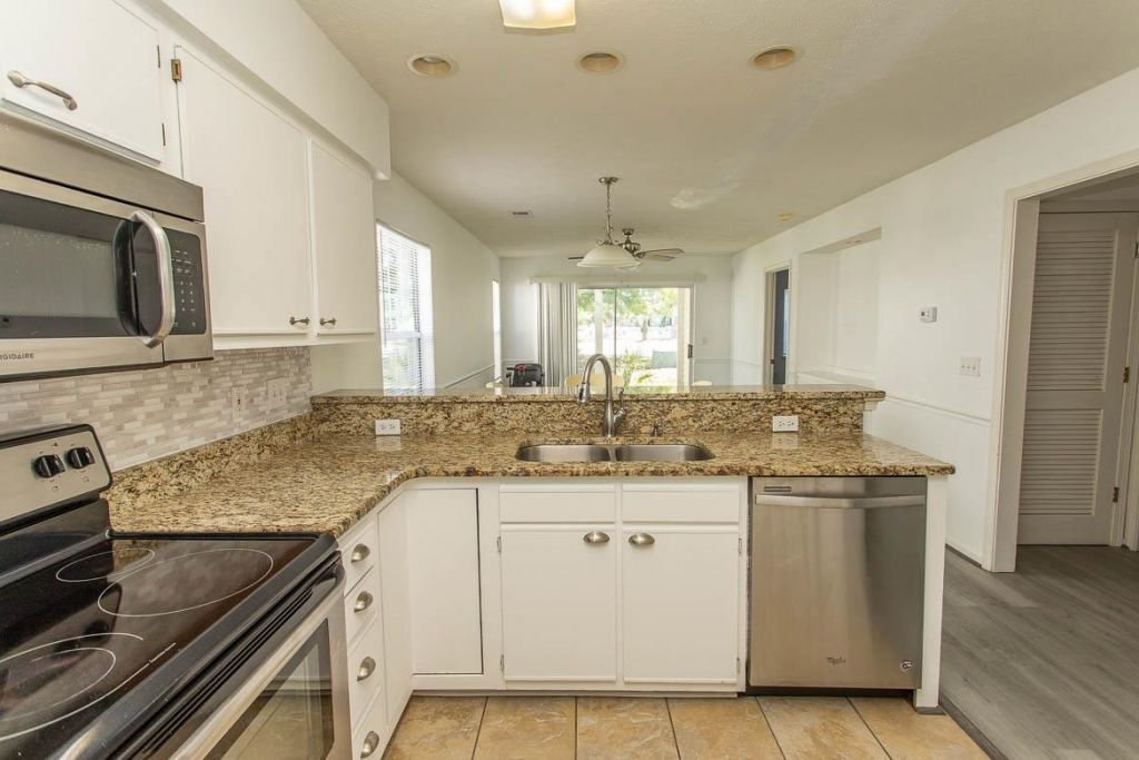 White River Dr SW White River Dr. Photo 5