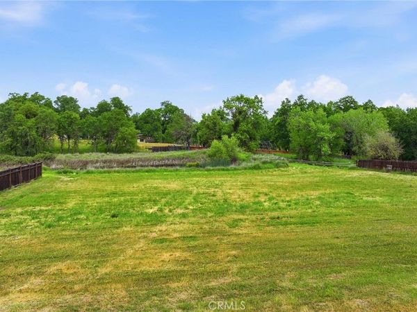 1100 Oak Park, Lakeport, CA 95453