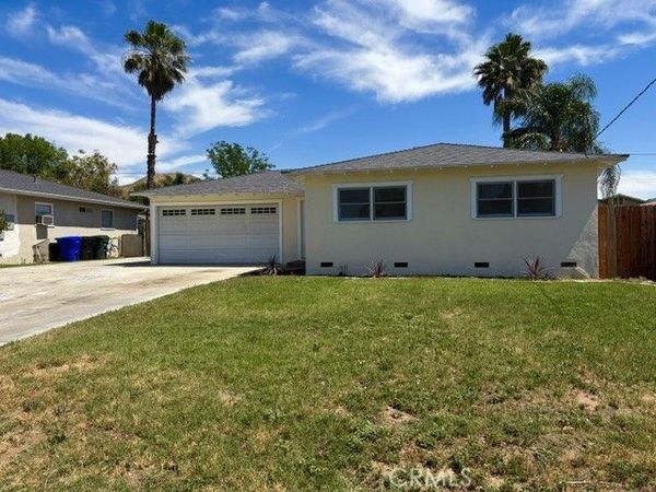 3892 Kenneth, Jurupa Valley, CA 92509
