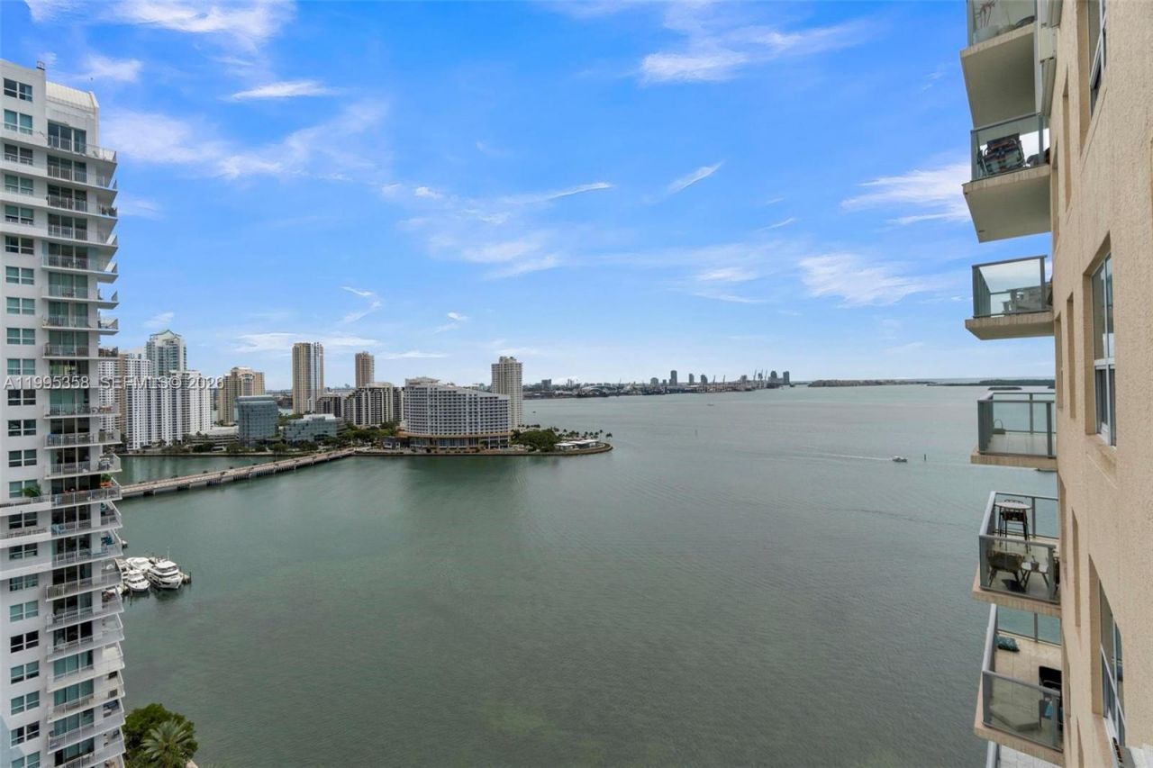 1155 Brickell Bay Dr, Unit 2308, Miami, FL 33131 Photo