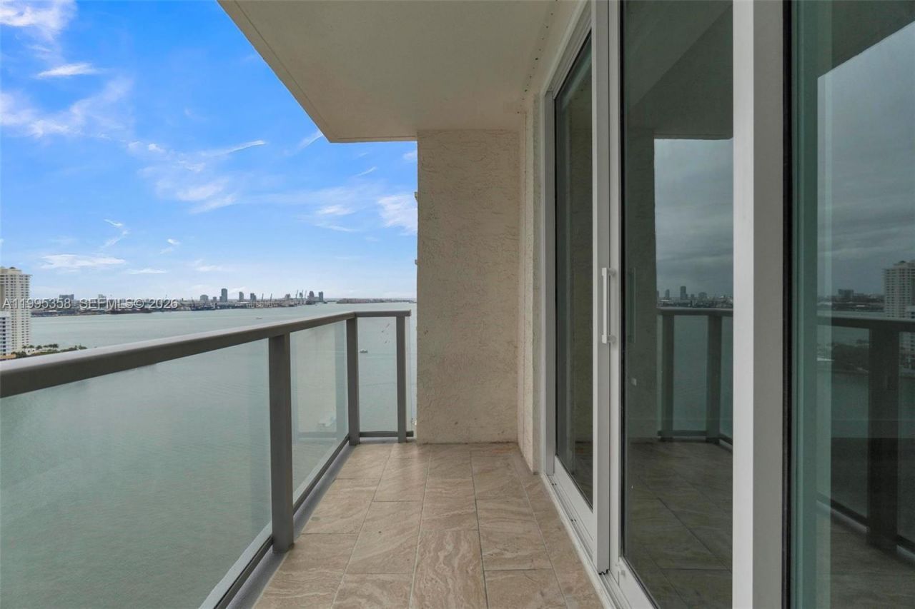 1155 Brickell Bay Dr, Unit 2308, Miami, FL 33131 Photo