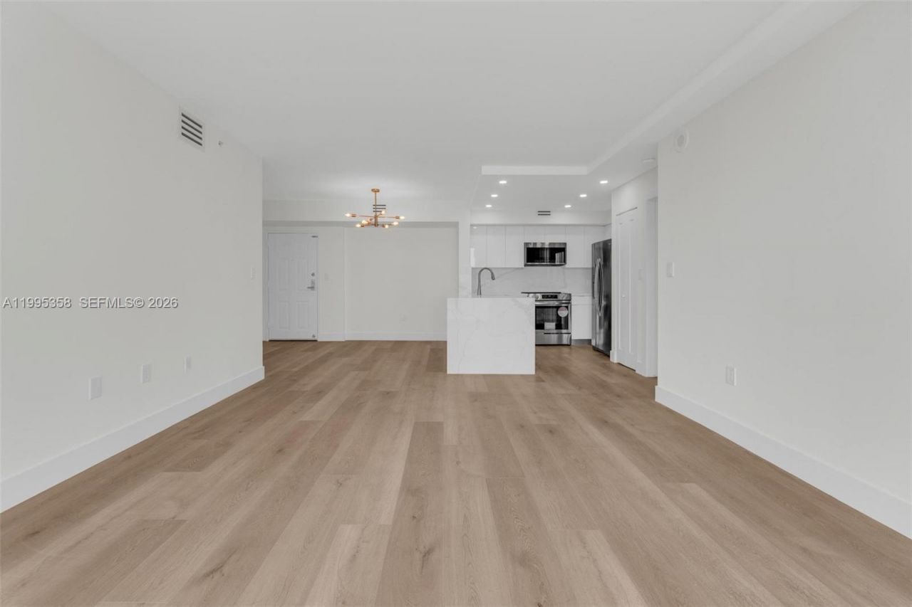 1155 Brickell Bay Dr, Unit 2308, Miami, FL 33131 Photo