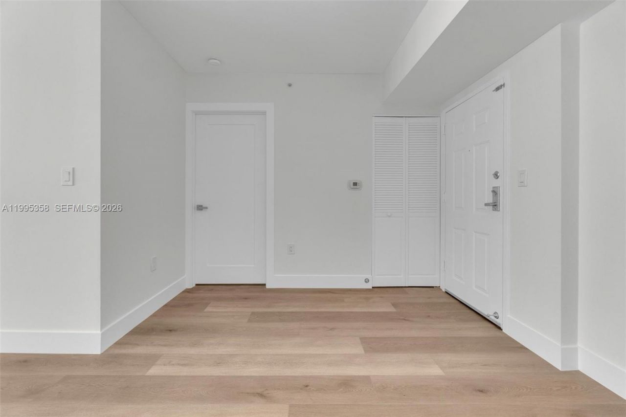 1155 Brickell Bay Dr, Unit 2308, Miami, FL 33131 Photo