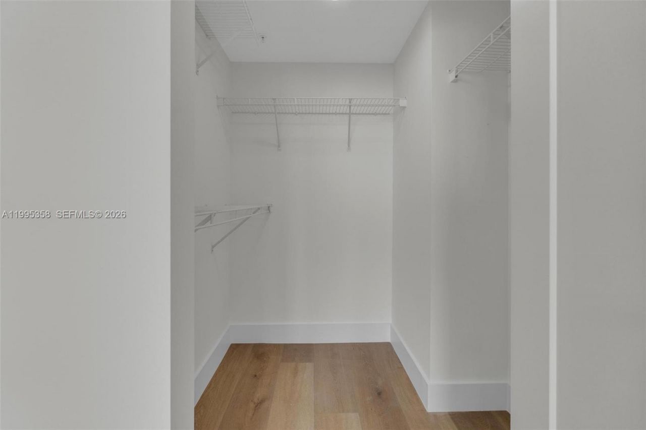 1155 Brickell Bay Dr, Unit 2308, Miami, FL 33131 Photo