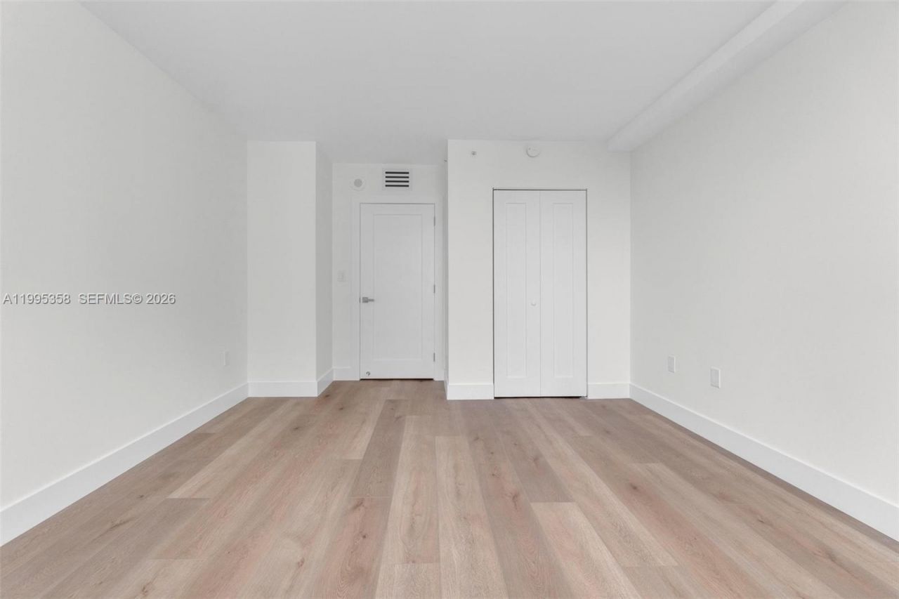 1155 Brickell Bay Dr, Unit 2308, Miami, FL 33131 Photo